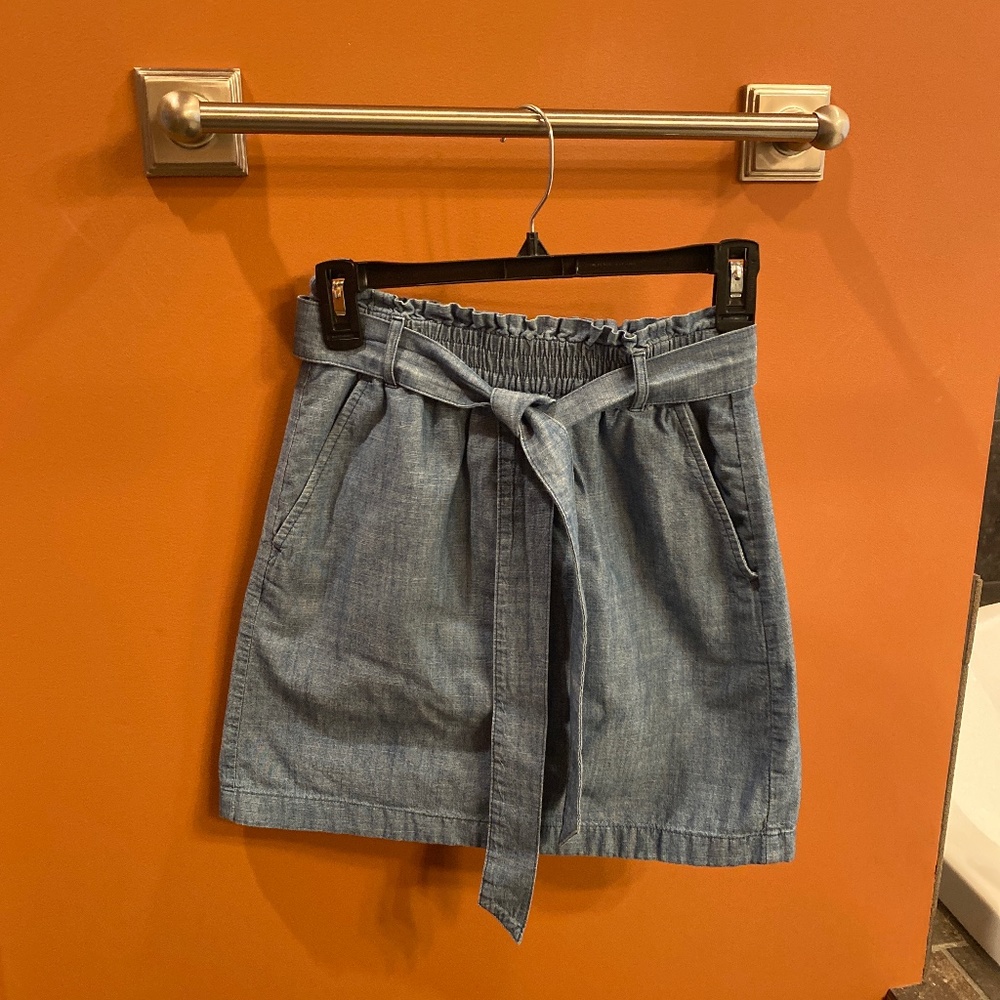 JCrew  Pull On Mini Skirt belt